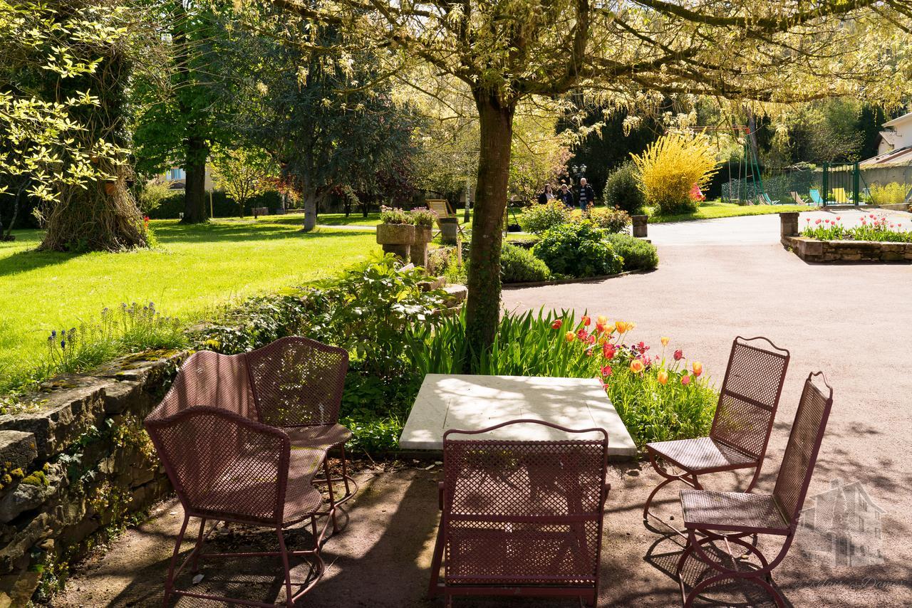 Bed and Breakfast Le Relais Des Dames Neuville-sur-Saône Exterior foto